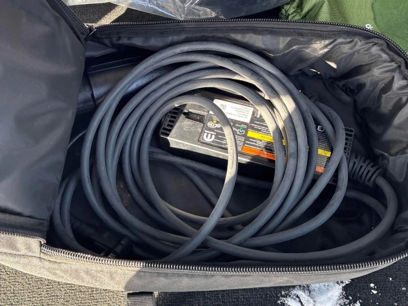 Jeep Wrangler * High Altitude * CARFAX * БЕЗ ПЪРВОНАЧАЛНА ВНОСКА, снимка 13 - Автомобили и джипове - 53178707