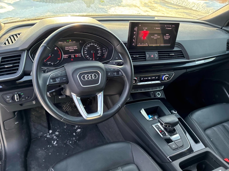 Audi Q5  /CARFAX / DISTRONIC / PANO / NAVI / , снимка 8 - Автомобили и джипове - 53493467
