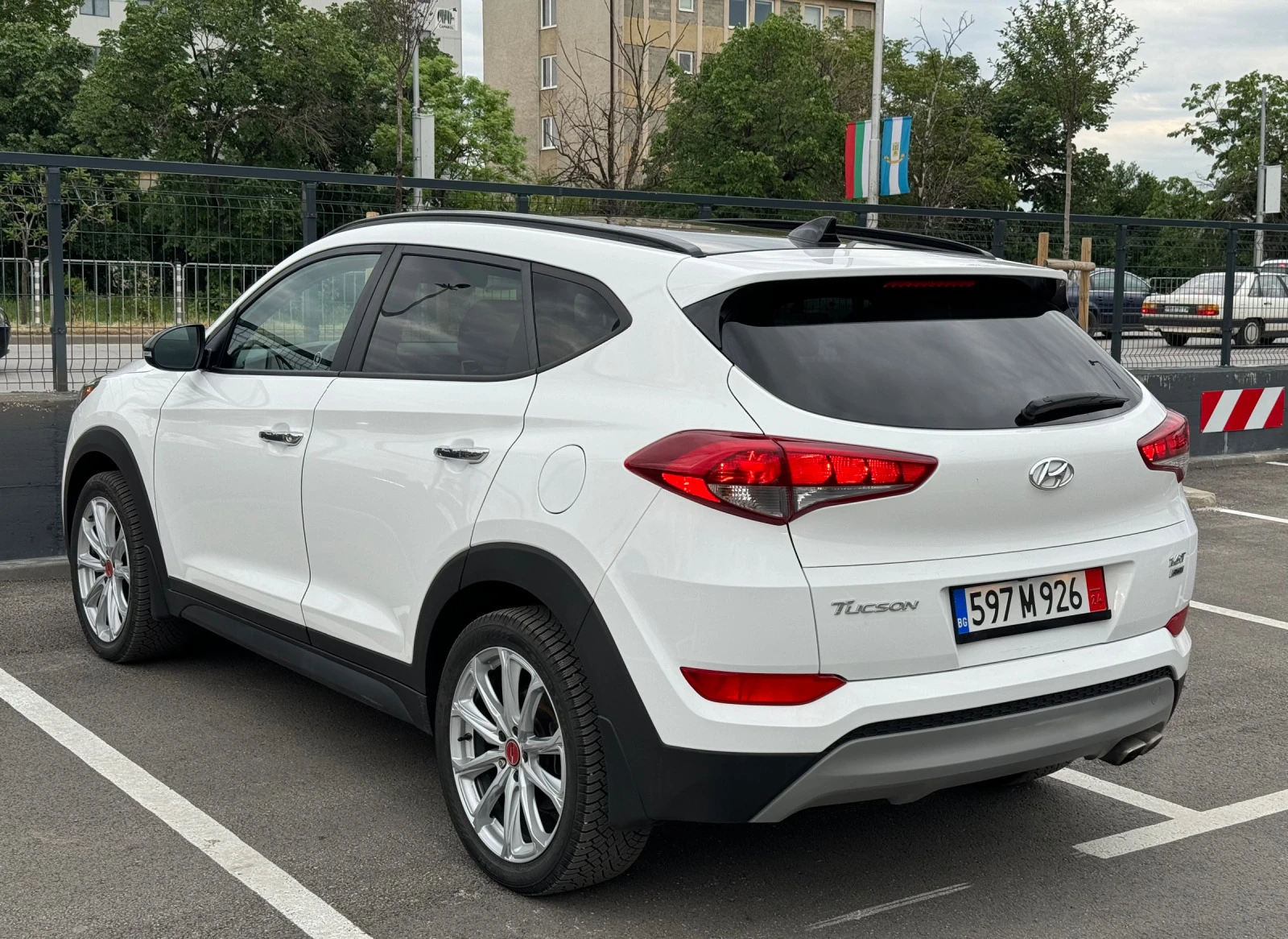 Hyundai Tucson 1, 6T AWD LIMITED  - изображение 5