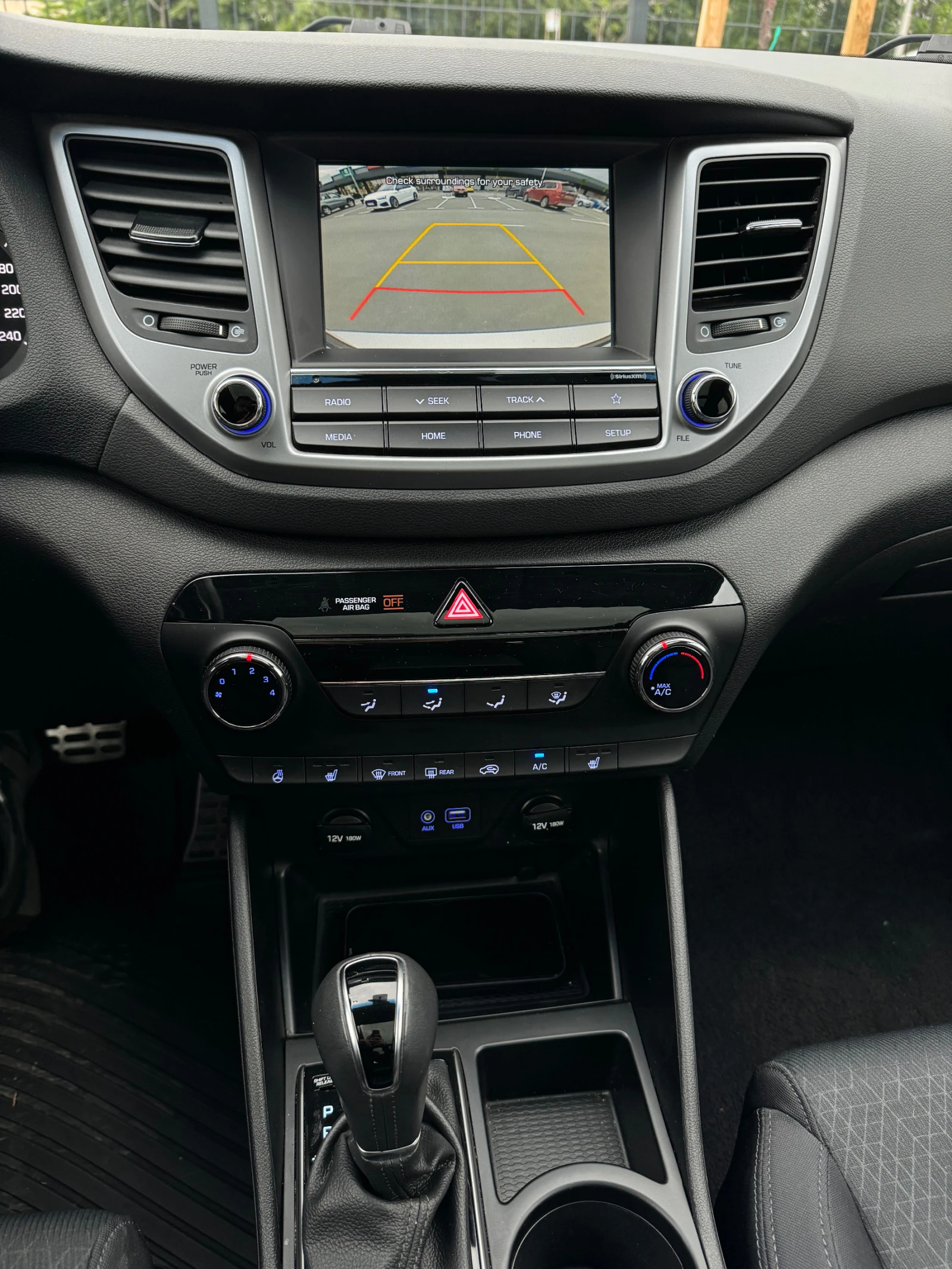 Hyundai Tucson 1, 6T AWD LIMITED  | Mobile.bg   16