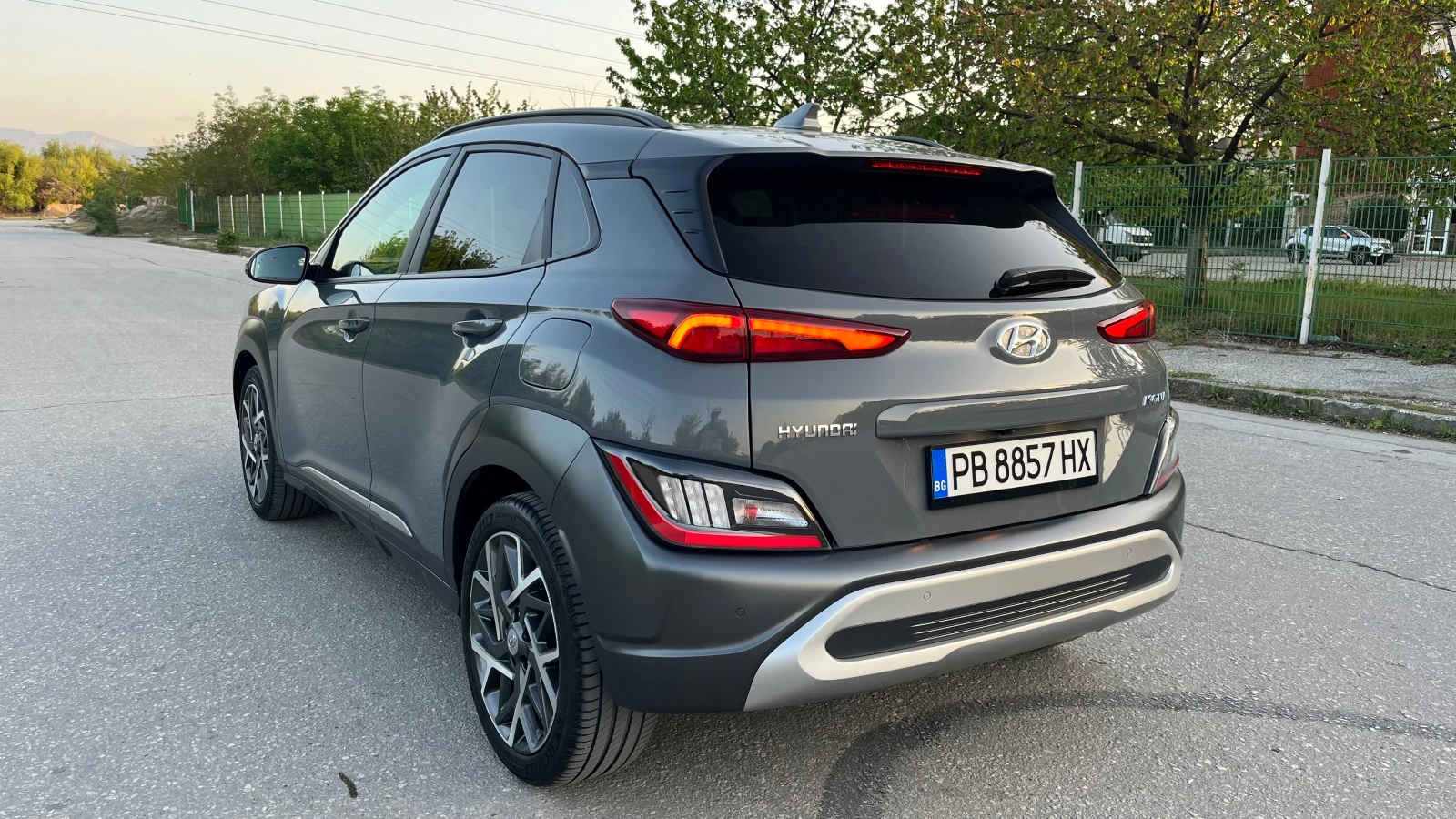 Hyundai Kona 1.6 GDI HEV Premium Sky Edition - изображение 5