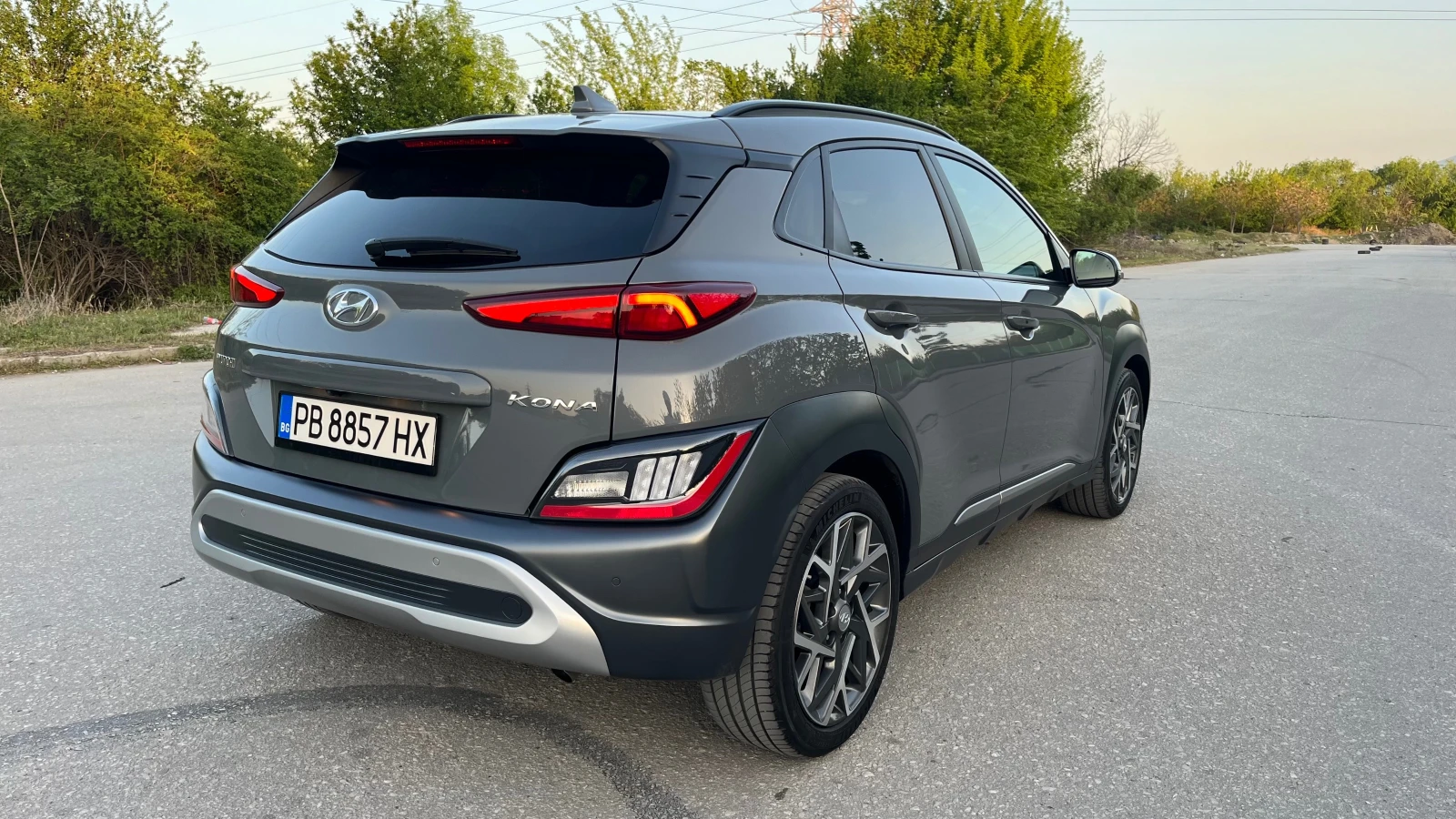 Hyundai Kona 1.6 GDI HEV Premium Sky Edition - изображение 7