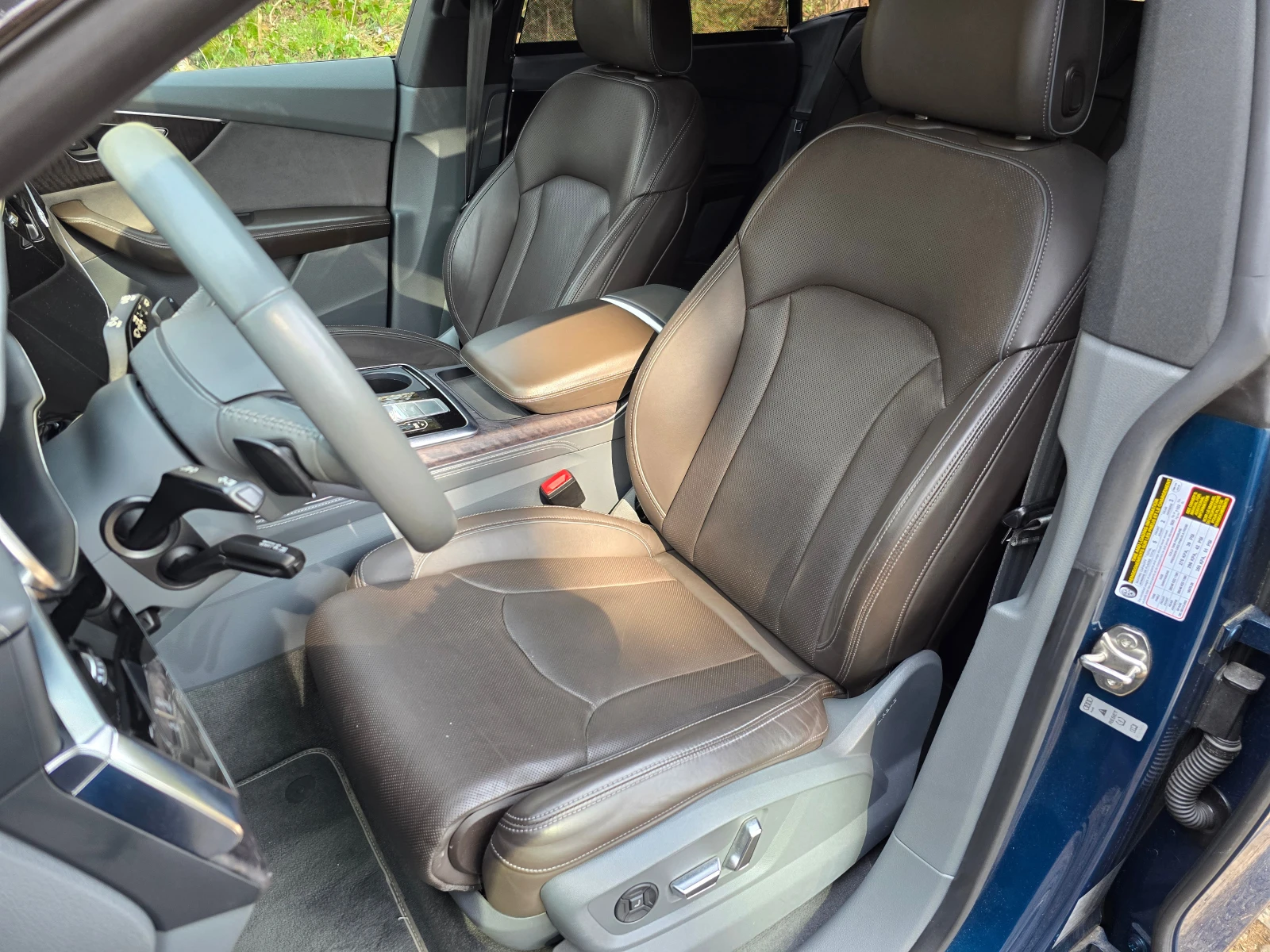 Audi Q8 Вакуум/Масаж/Bang&Olufsen, снимка 10 - Автомобили и джипове - 53479185