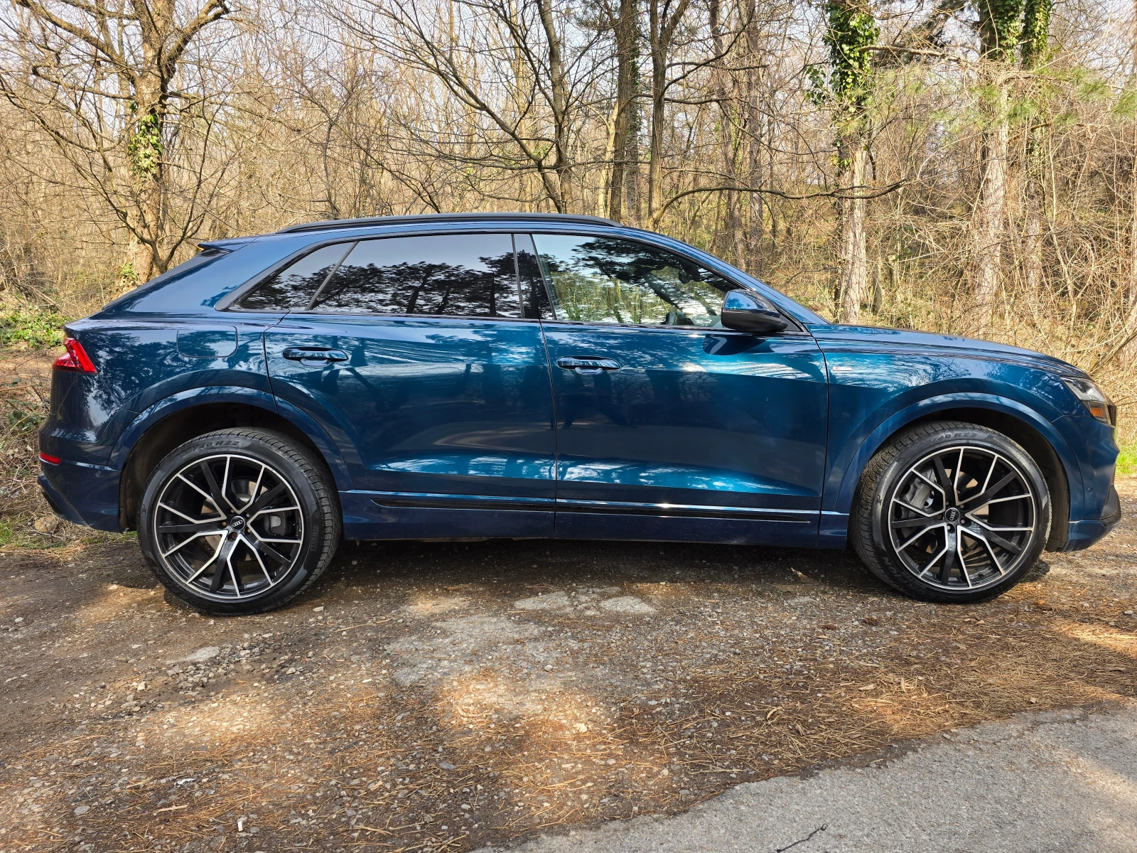 Audi Q8 Вакуум/Масаж/Bang&Olufsen, снимка 2 - Автомобили и джипове - 53479185