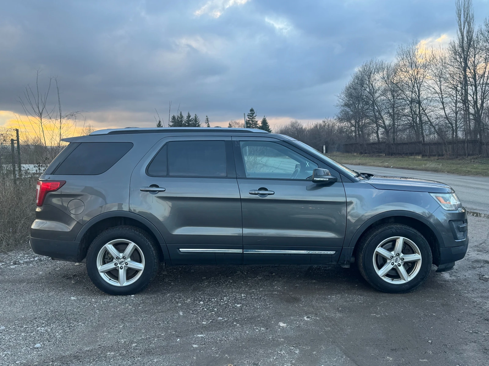 Ford Explorer 3.5 V6 ����� �� ���| XLT| 4X4| 7-����� | Mobile.bg � ����������� 2