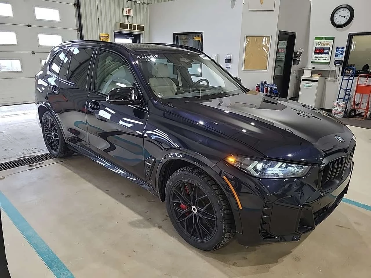 BMW X5 M60I �-Sport * CARFAX * ��� ��������� * �� BMW *  | Mobile.bg � ����������� 2