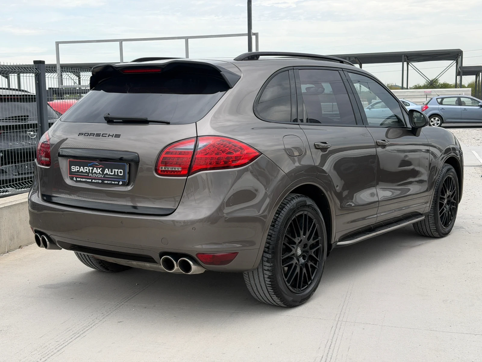 Porsche Cayenne 3.0D* 2013г* 217.000КМ* FULL MAX* Сервизна История, снимка 4 - Автомобили и джипове - 54512660