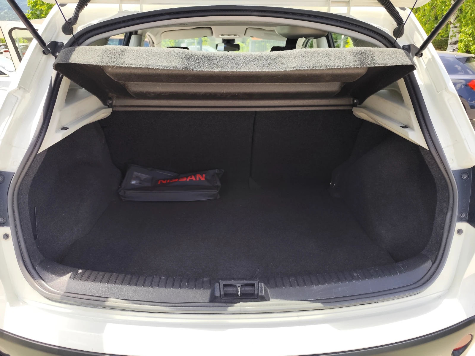 Nissan Qashqai 1.5DCi* EURO 5B* KLIMA* , снимка 13 - Автомобили и джипове - 54710885