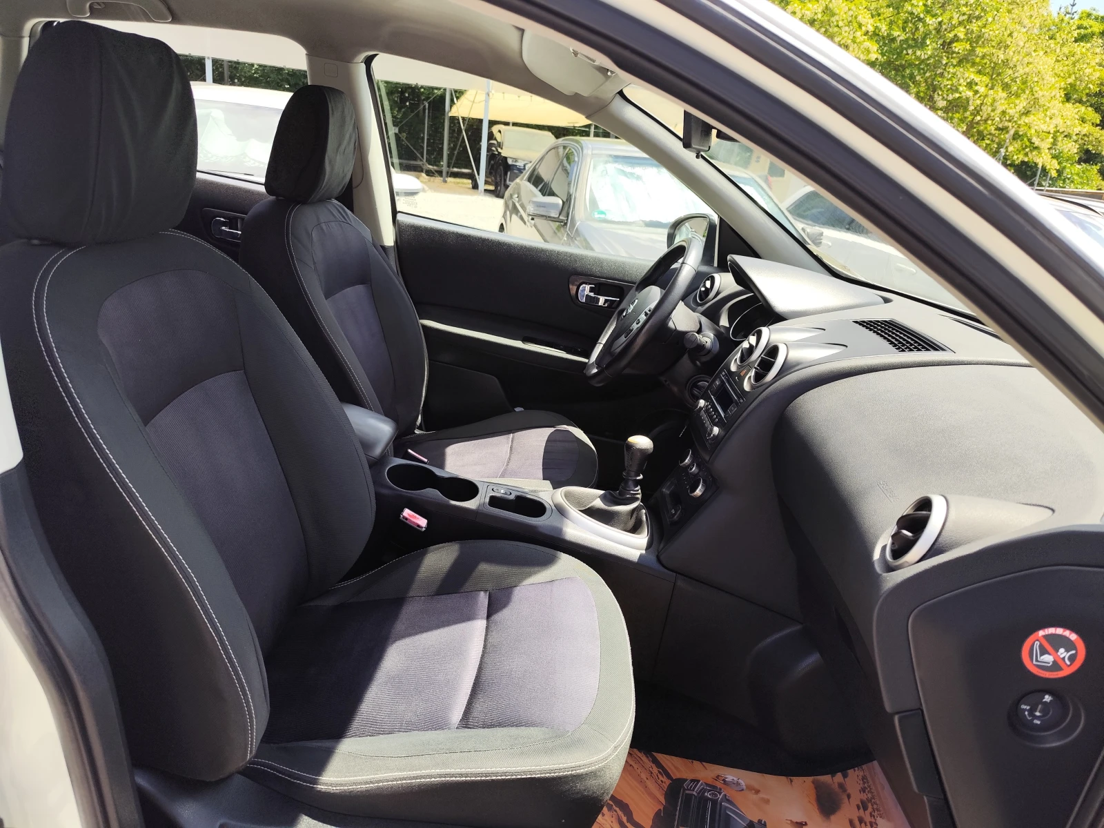 Nissan Qashqai 1.5DCi* EURO 5B* KLIMA* , снимка 12 - Автомобили и джипове - 54710885