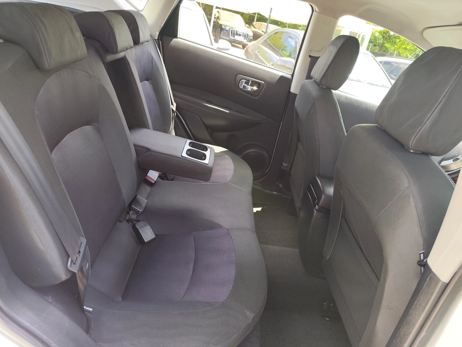 Nissan Qashqai 1.5DCi* EURO 5B* KLIMA* , снимка 11 - Автомобили и джипове - 54710885