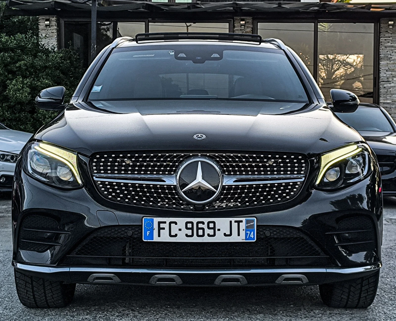 Mercedes-Benz GLC 250 D AMG LINE PANORAMA 9G 4-MATIC FULL, снимка 2 - Автомобили и джипове - 54715059