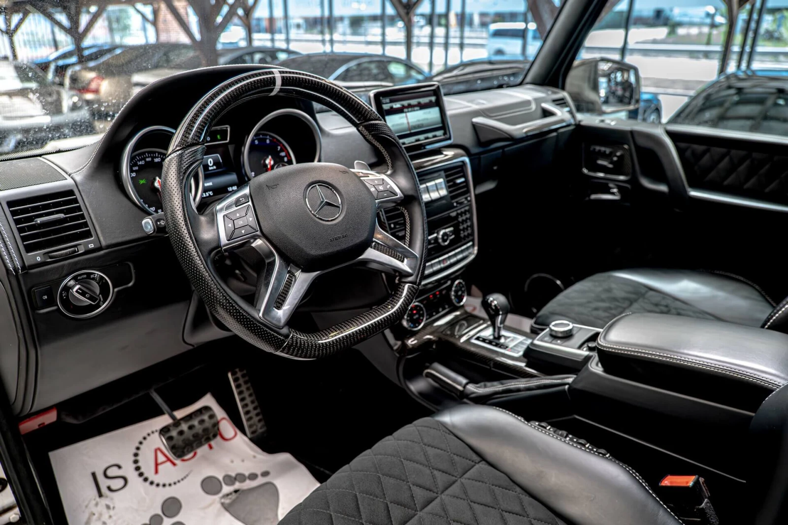 Mercedes-Benz G 500 4x4?/Designo/Carbon/Harman Kardon/Обдухване/Камера, снимка 7 - Автомобили и джипове - 54717843