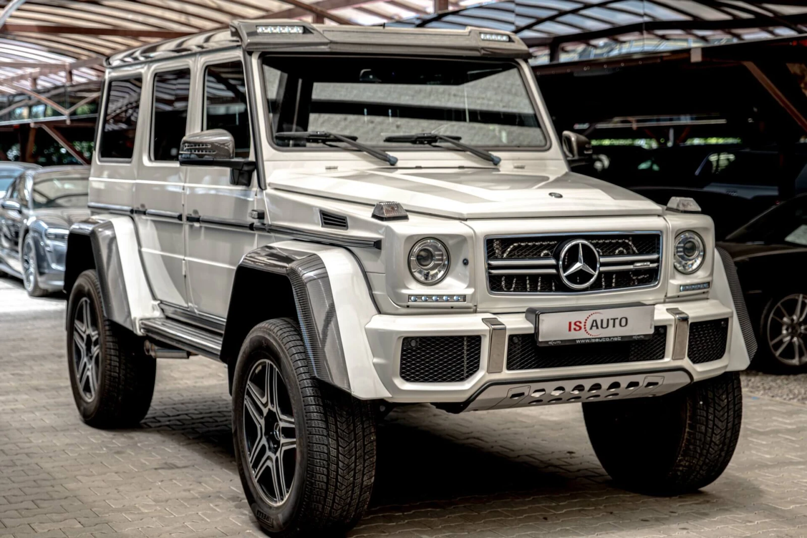 Mercedes-Benz G 500 4x4?/Designo/Carbon/Harman Kardon/Обдухване/Камера, снимка 2 - Автомобили и джипове - 54717843