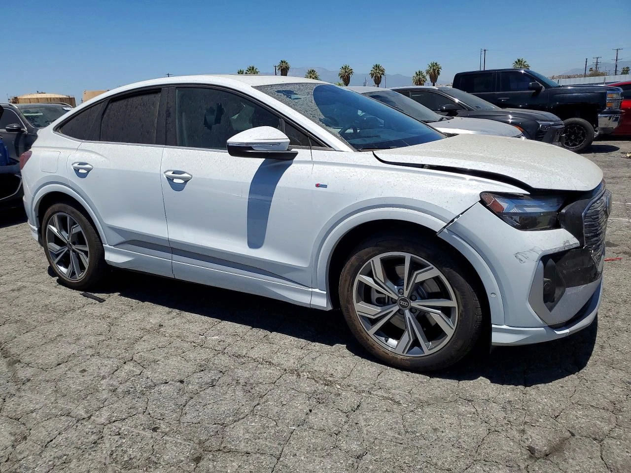 Audi Q4 E-Tron Sportback Premium Plus, снимка 4 - Автомобили и джипове - 55246222