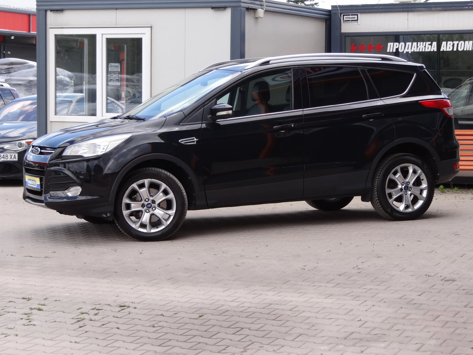 Ford Kuga 2.0Tdci - 163k.c. /4 X 4/Auto/Koja/Navi/Euro-5B/, снимка 2 - Автомобили и джипове - 55279063