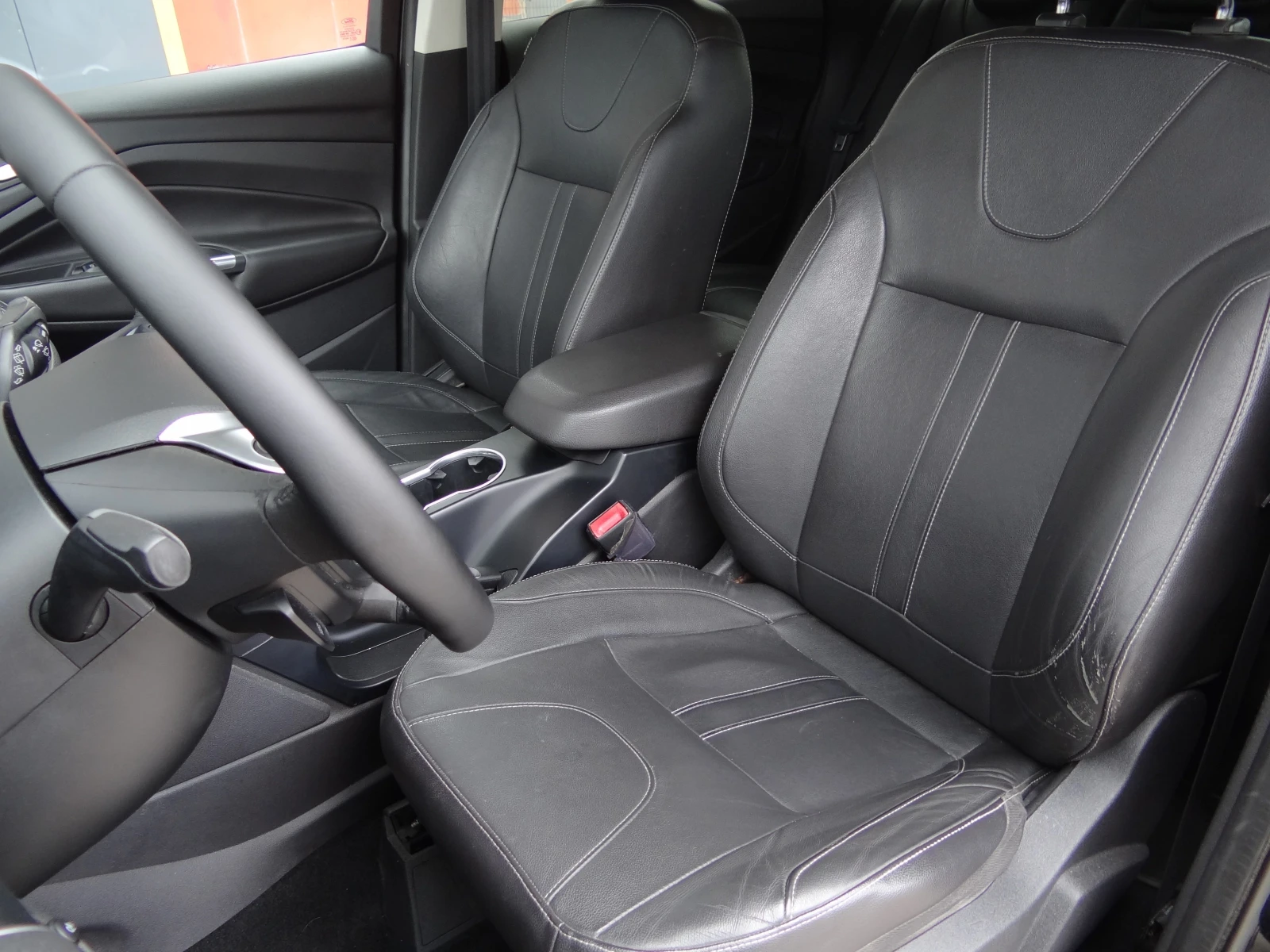 Ford Kuga 2.0Tdci - 163k.c. /4 X 4/Auto/Koja/Navi/Euro-5B/, снимка 12 - Автомобили и джипове - 55279063