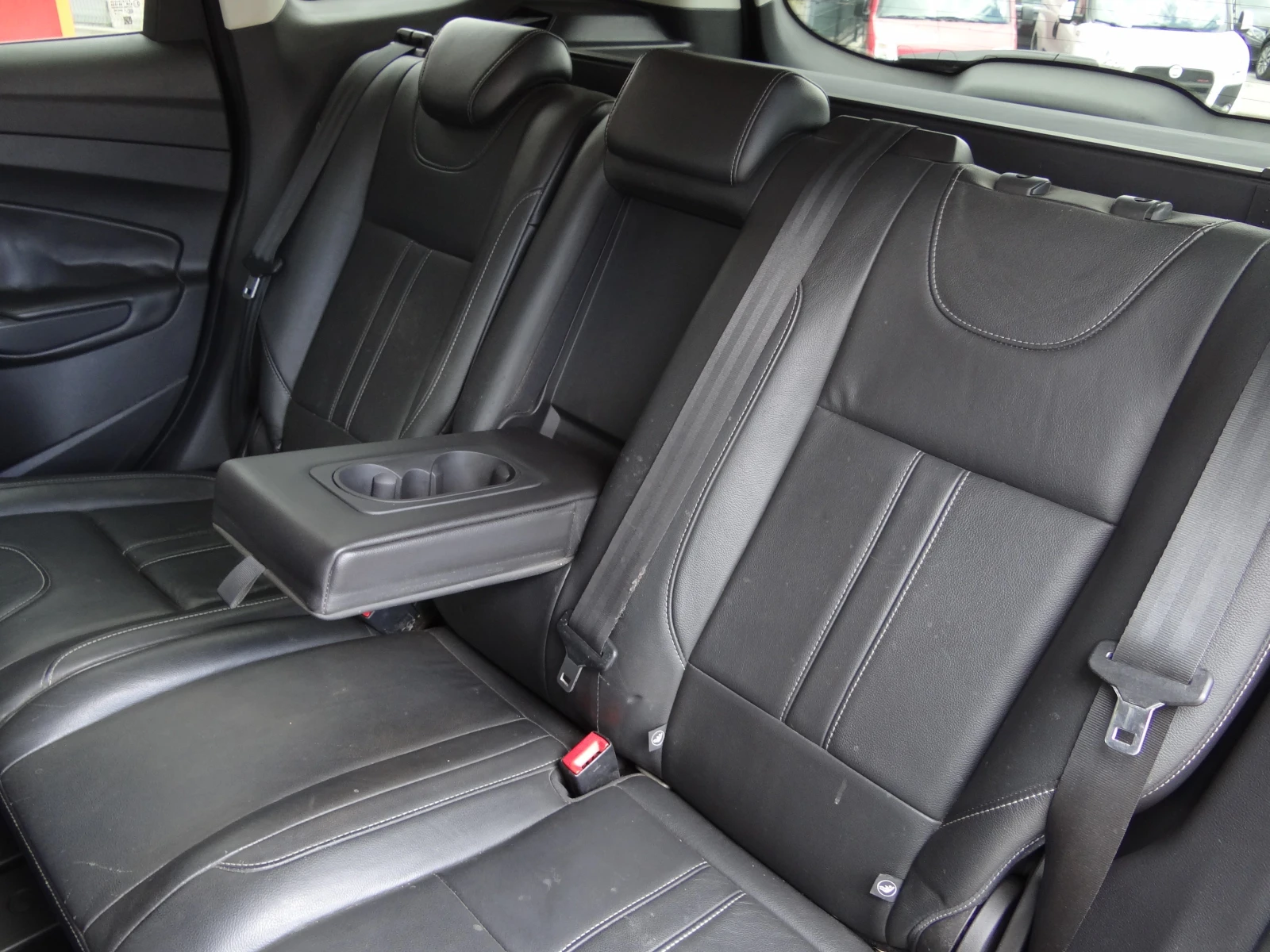 Ford Kuga 2.0Tdci - 163k.c. /4 X 4/Auto/Koja/Navi/Euro-5B/, снимка 13 - Автомобили и джипове - 55279063