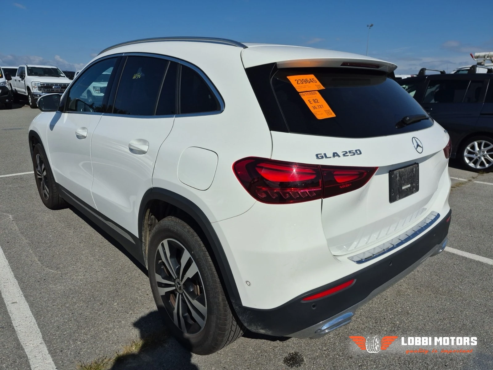 Mercedes-Benz GLA, снимка 4 - Автомобили и джипове - 56103779