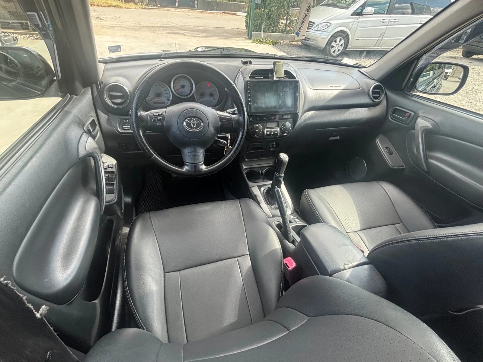 Toyota Rav4 2.0D4d- Italia, снимка 8 - Автомобили и джипове - 56198744