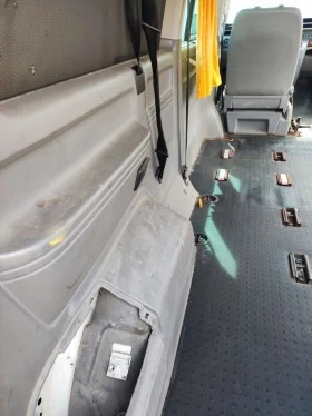 VW Caravelle 2.5TDI, снимка 11