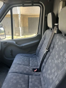 Mercedes-Benz Sprinter 211 Висока база, снимка 9