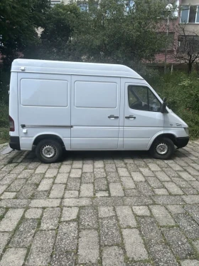 Обява за продажба на Mercedes-Benz Sprinter 211 Висока база ~10 000 лв. - изображение 2