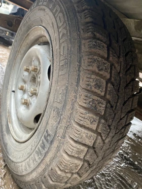 Mercedes-Benz 310 310 продава се цял бракуван, снимка 7