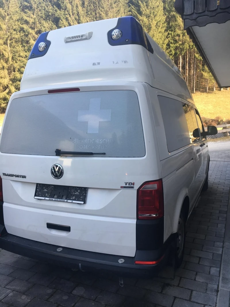 VW T6 Линейка, снимка 8 - Бусове и автобуси - 48611789