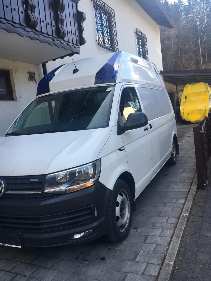 VW T6 Линейка, снимка 2 - Бусове и автобуси - 48611789