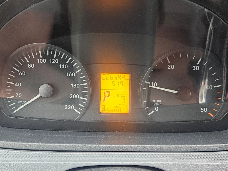 Mercedes-Benz Vito 111/2.2 CDI/Long/AT/Navi/Камера, снимка 11 - Бусове и автобуси - 50604995