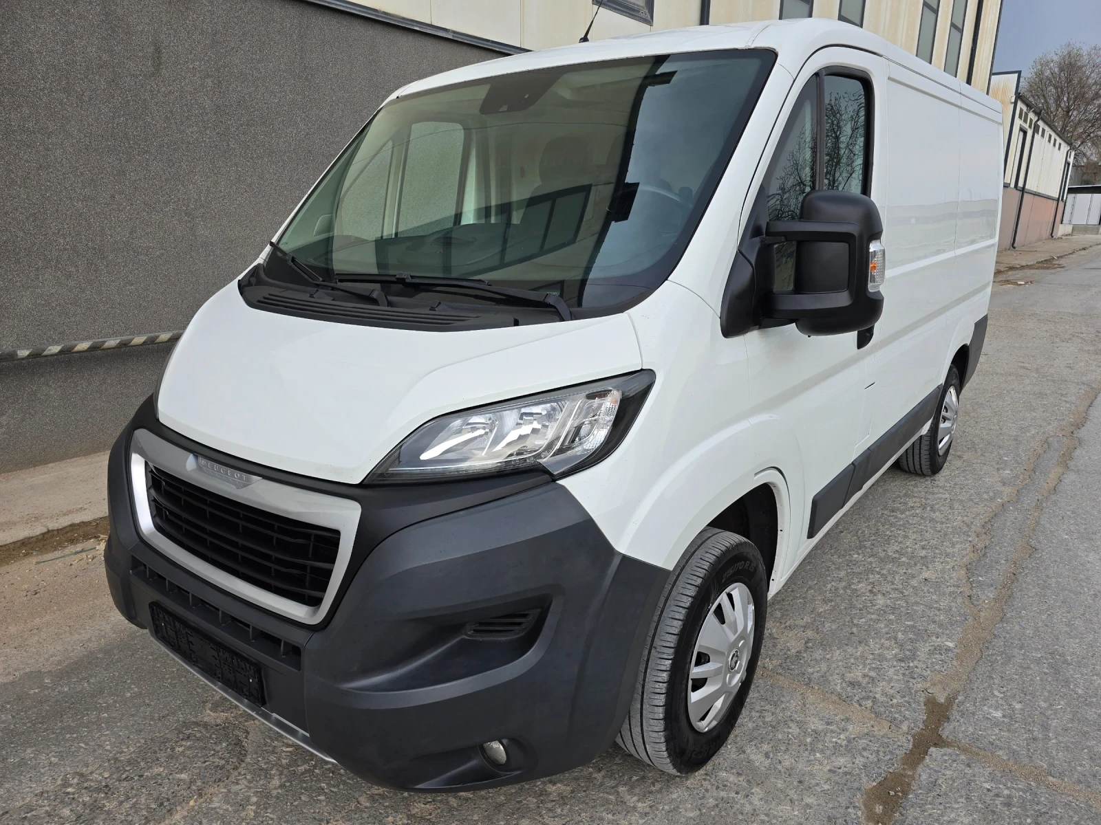 Peugeot Boxer 330 2.2 HDI L1H1 Premiere  - изображение 4