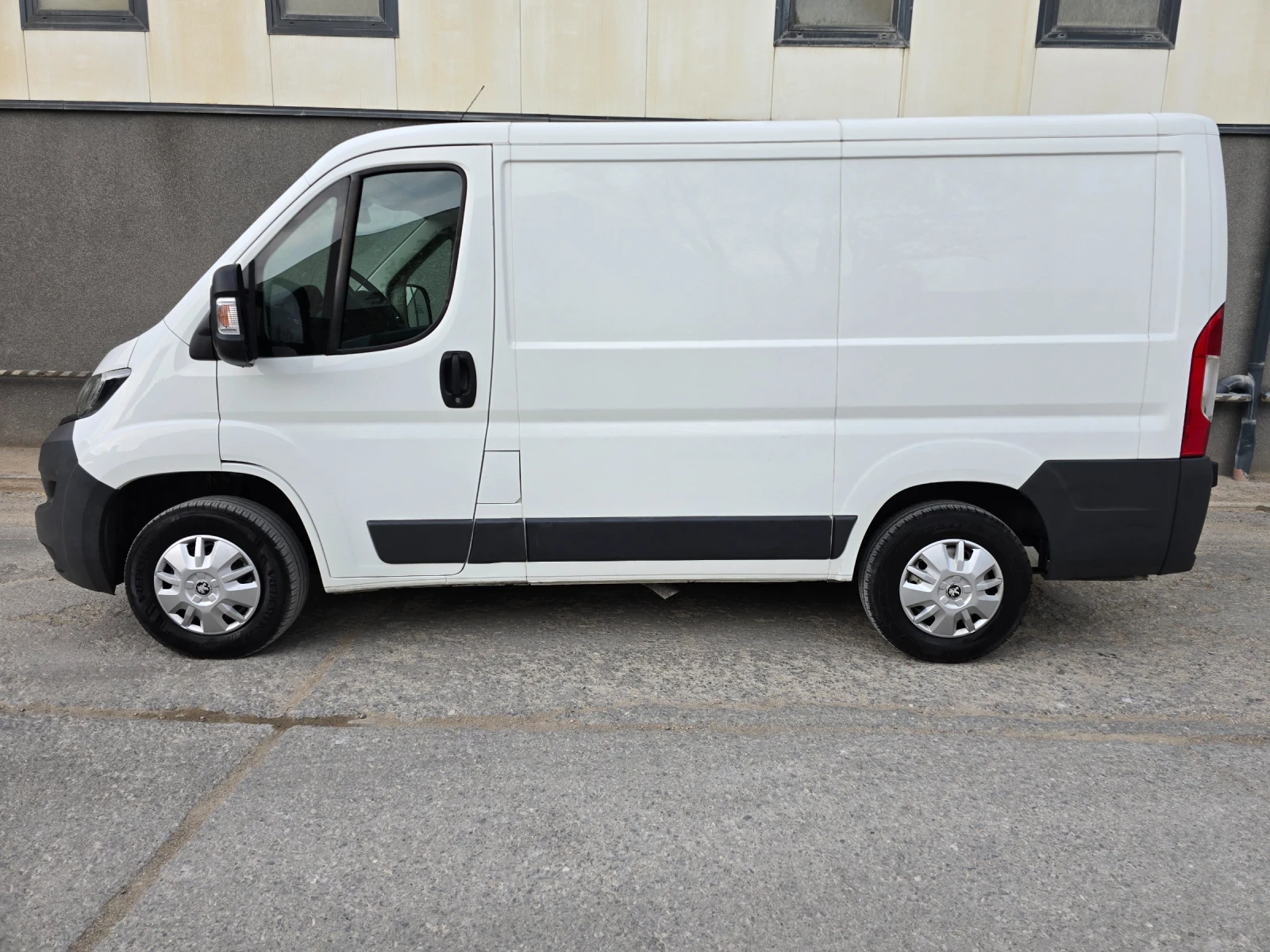Peugeot Boxer 330 2.2 HDI L1H1 Premiere  - изображение 5