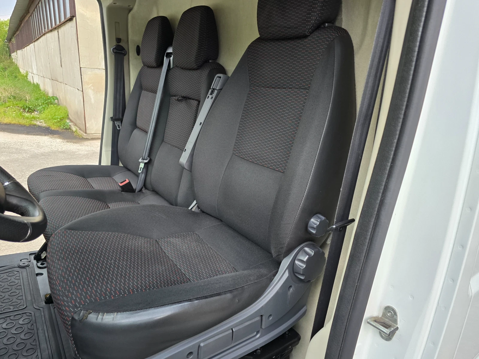 Peugeot Boxer 330 2.2 HDI L1H1 Premiere  - изображение 8