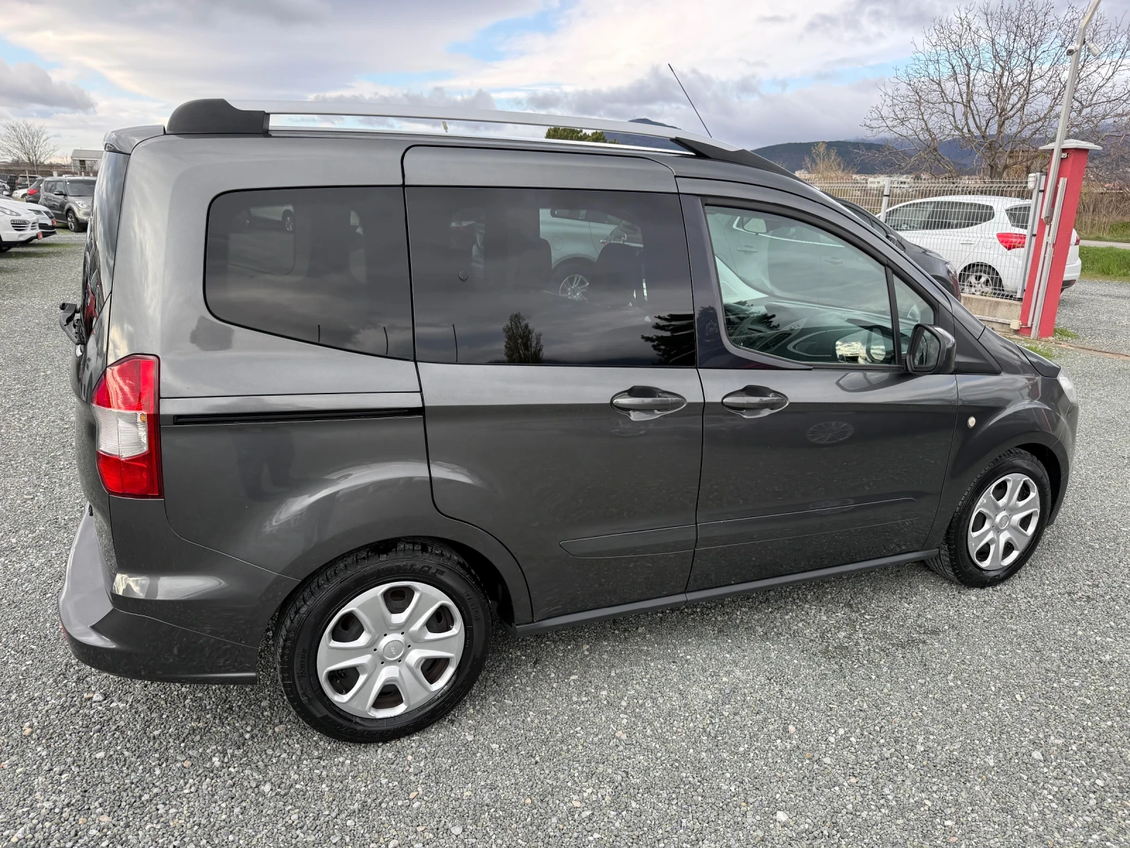 Ford Tourneo (KATO НОВА) - изображение 5
