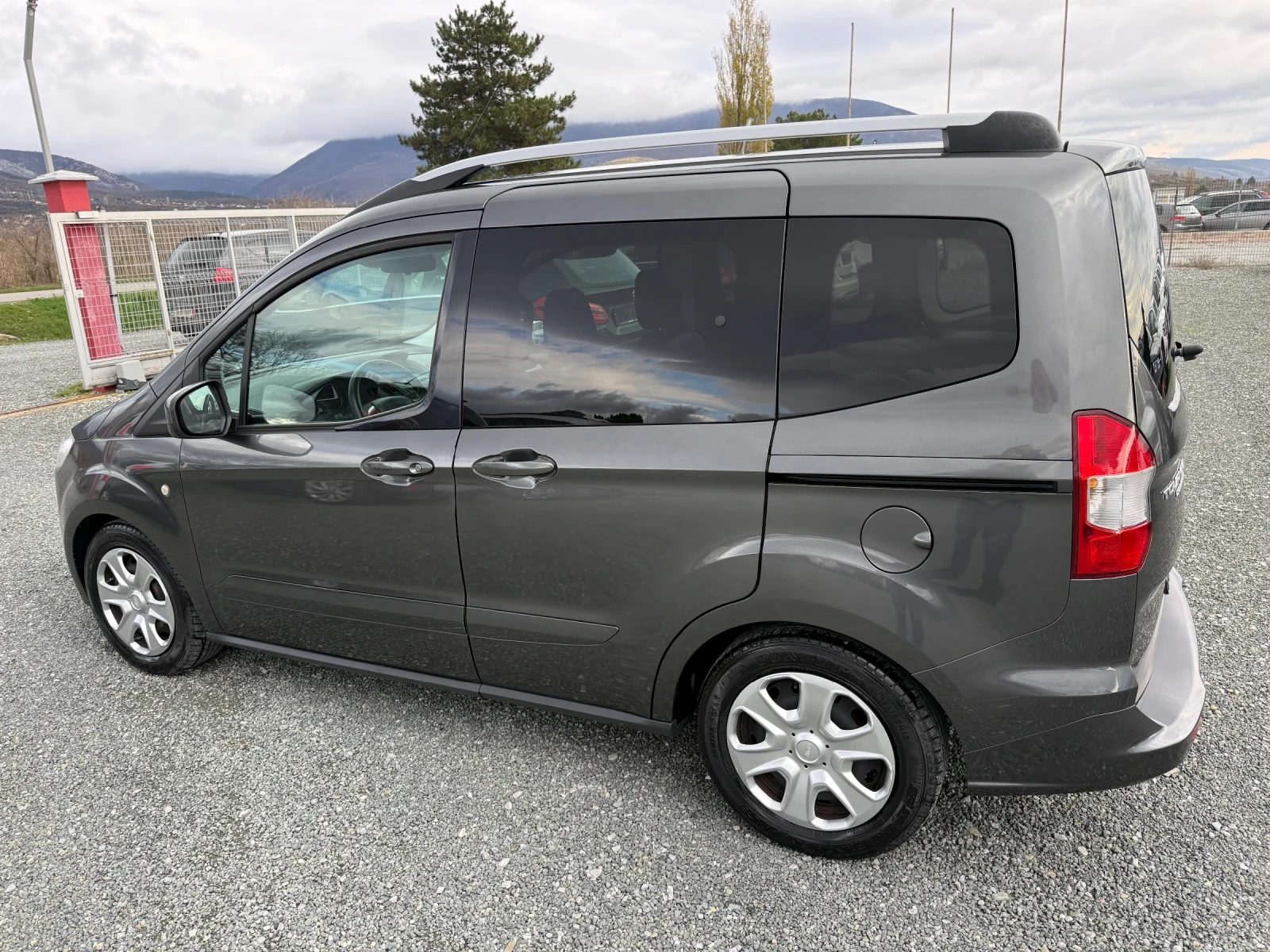 Ford Tourneo (KATO НОВА) - изображение 9