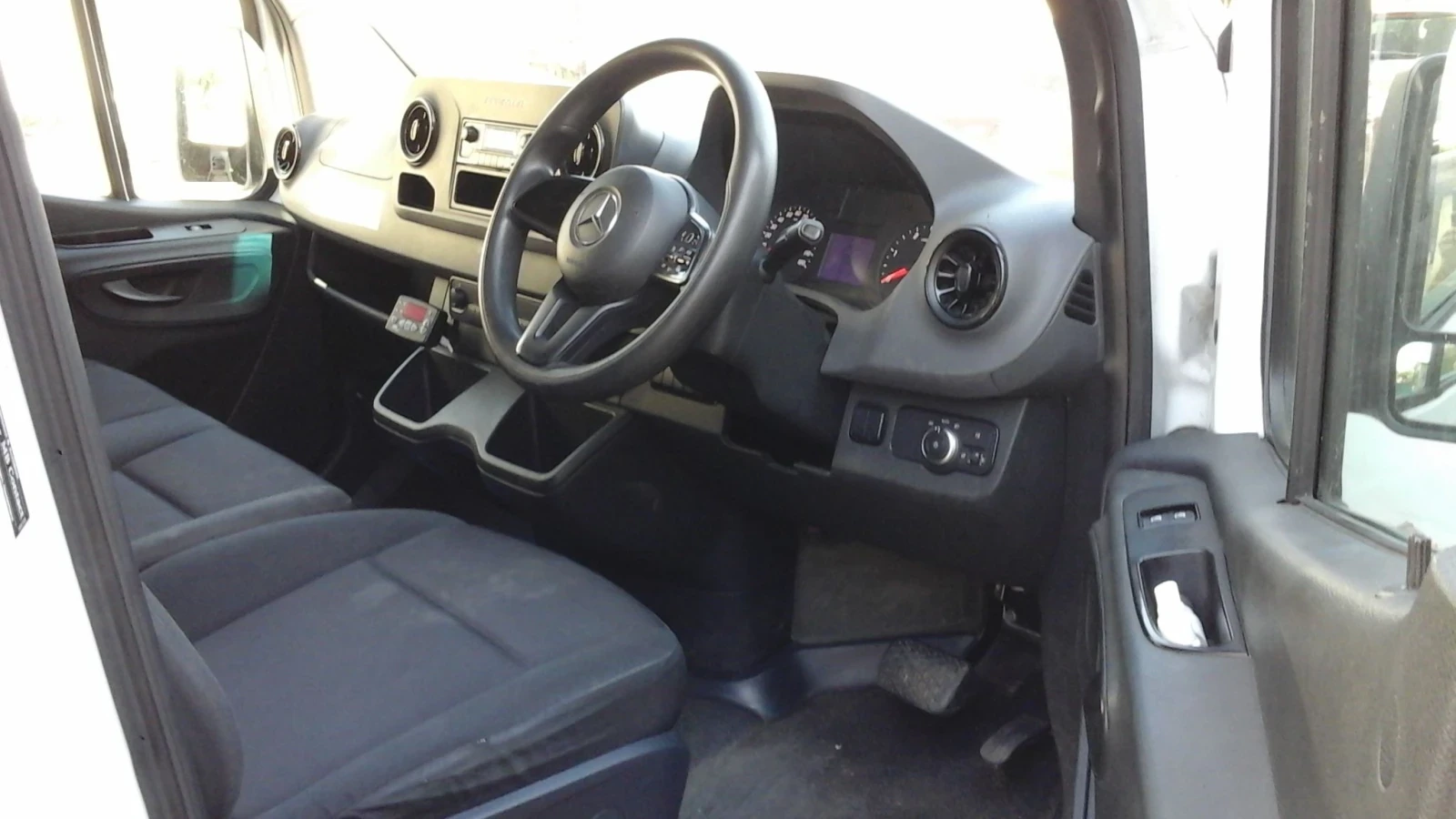 Mercedes-Benz Sprinter 315, снимка 2 - Бусове и автобуси - 56085837
