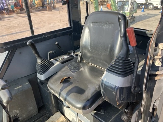 Багер Komatsu PC40MR / КАБИНА / КАТО НОВ / ОЧАКВАН ВНОС !, снимка 13 - Индустриална техника - 55832707
