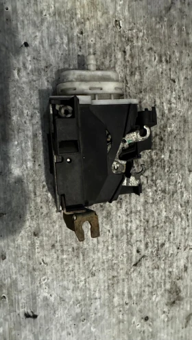 Брава за врата на Audi A4 - 801837015A