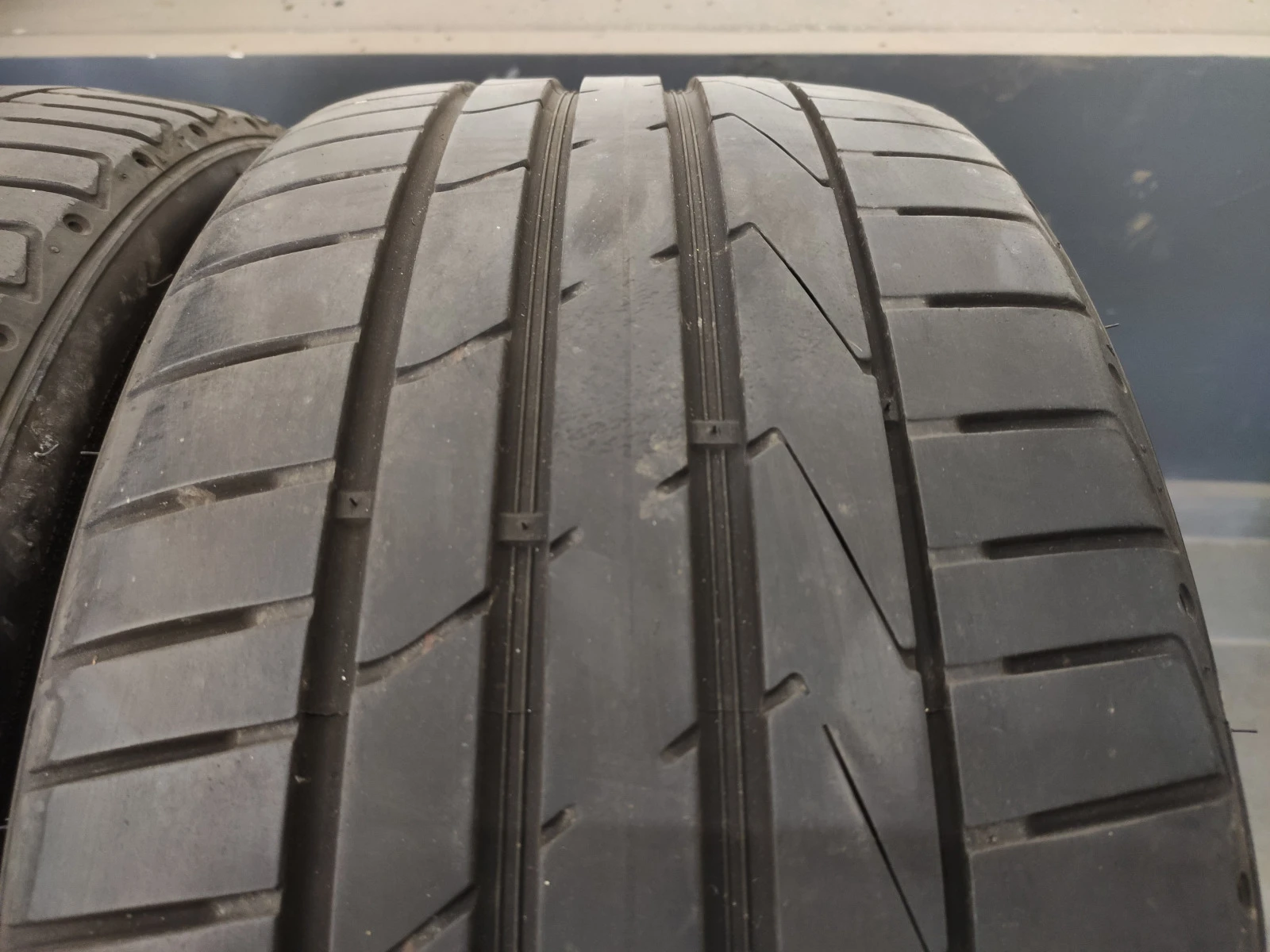  225/40R18 | Mobile.bg   1