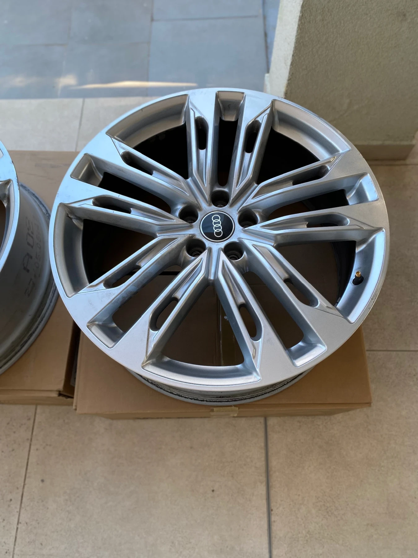 Джанти за Audi A6, снимка 2 - Гуми и джанти - 54567785