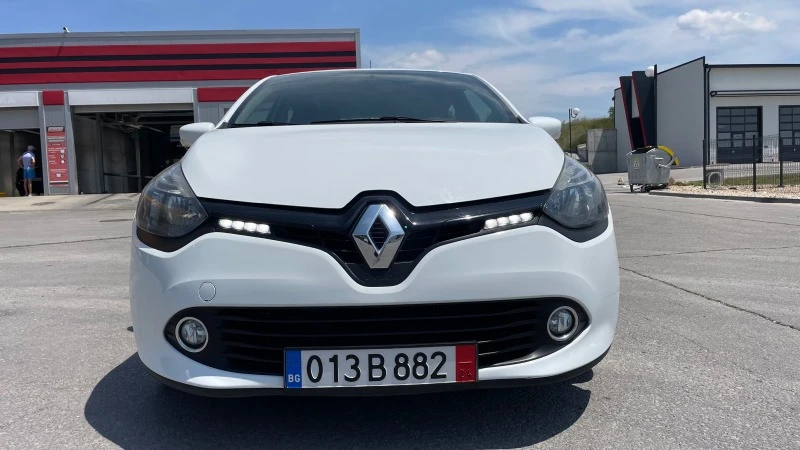 Renault Clio 1.2i NAVI  ГАЗОВ ИНЖЕКЦИОН, снимка 3 - Автомобили и джипове - 41593872