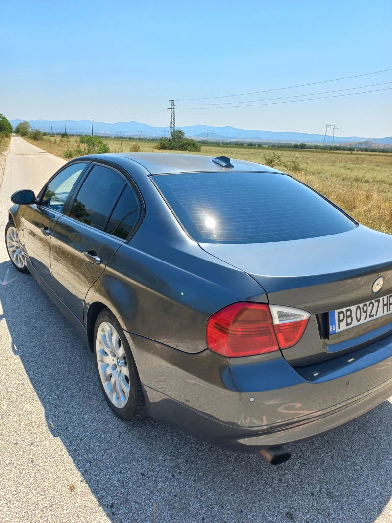 BMW 320, снимка 2 - Автомобили и джипове - 45805798