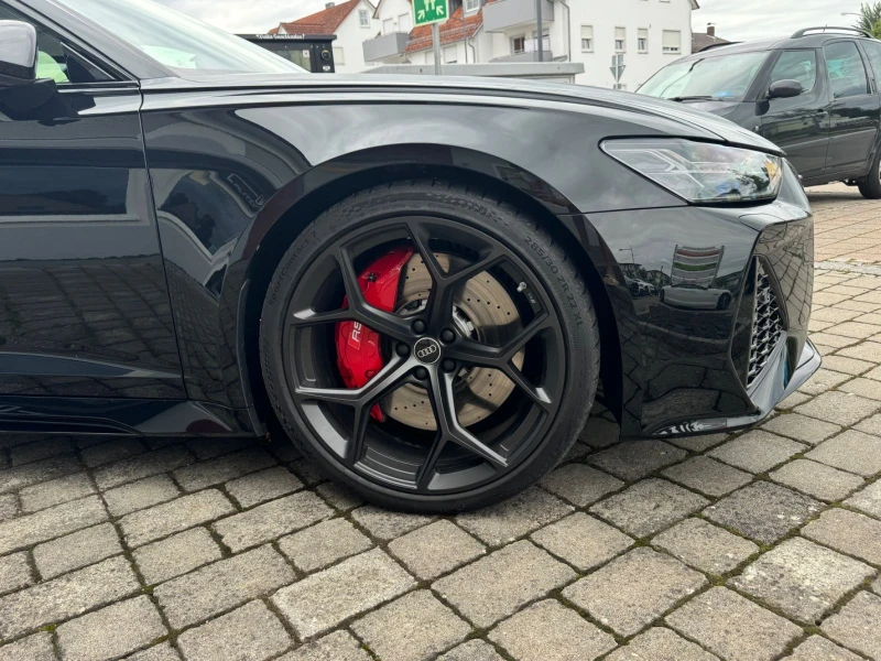 Audi Rs6 PERFORMANCE/ DYNAMIC/ CARBON/ B&O/ 22/, снимка 3 - Автомобили и джипове - 46951682