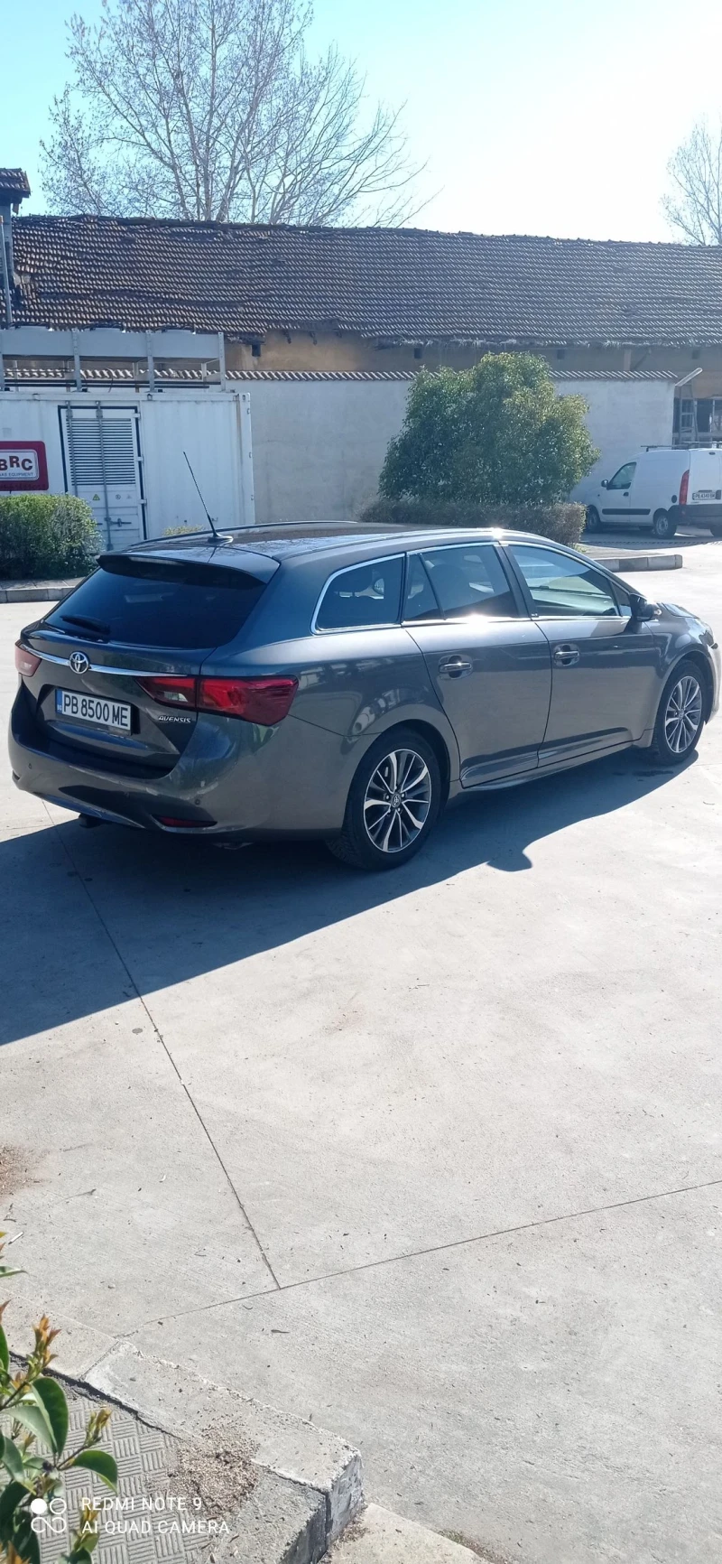 Toyota Avensis 1.8, снимка 15 - Автомобили и джипове - 49563300