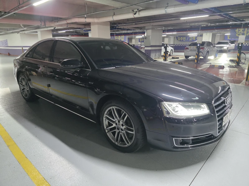 Audi A8 4.2 TDI ОЧАКВАН ВНОС - ПЕРФЕКТНА, снимка 3 - Автомобили и джипове - 52164352