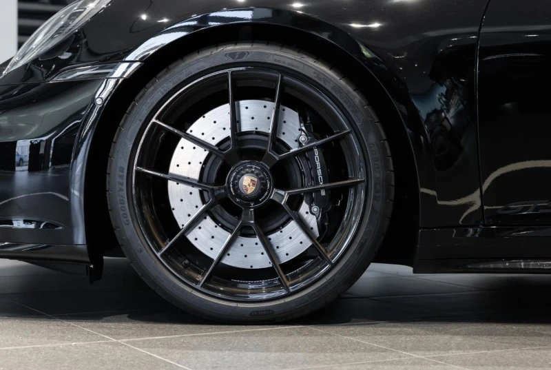 Porsche 911 992.2 CARRERA 4GTS/SPORT DESIGN/BOSE/CARBON/MATRIX, снимка 4 - Автомобили и джипове - 52400405