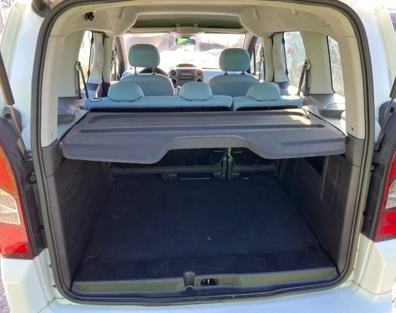 Citroen Berlingo Facelift 1.6 e-HDI, снимка 7 - Автомобили и джипове - 52823600