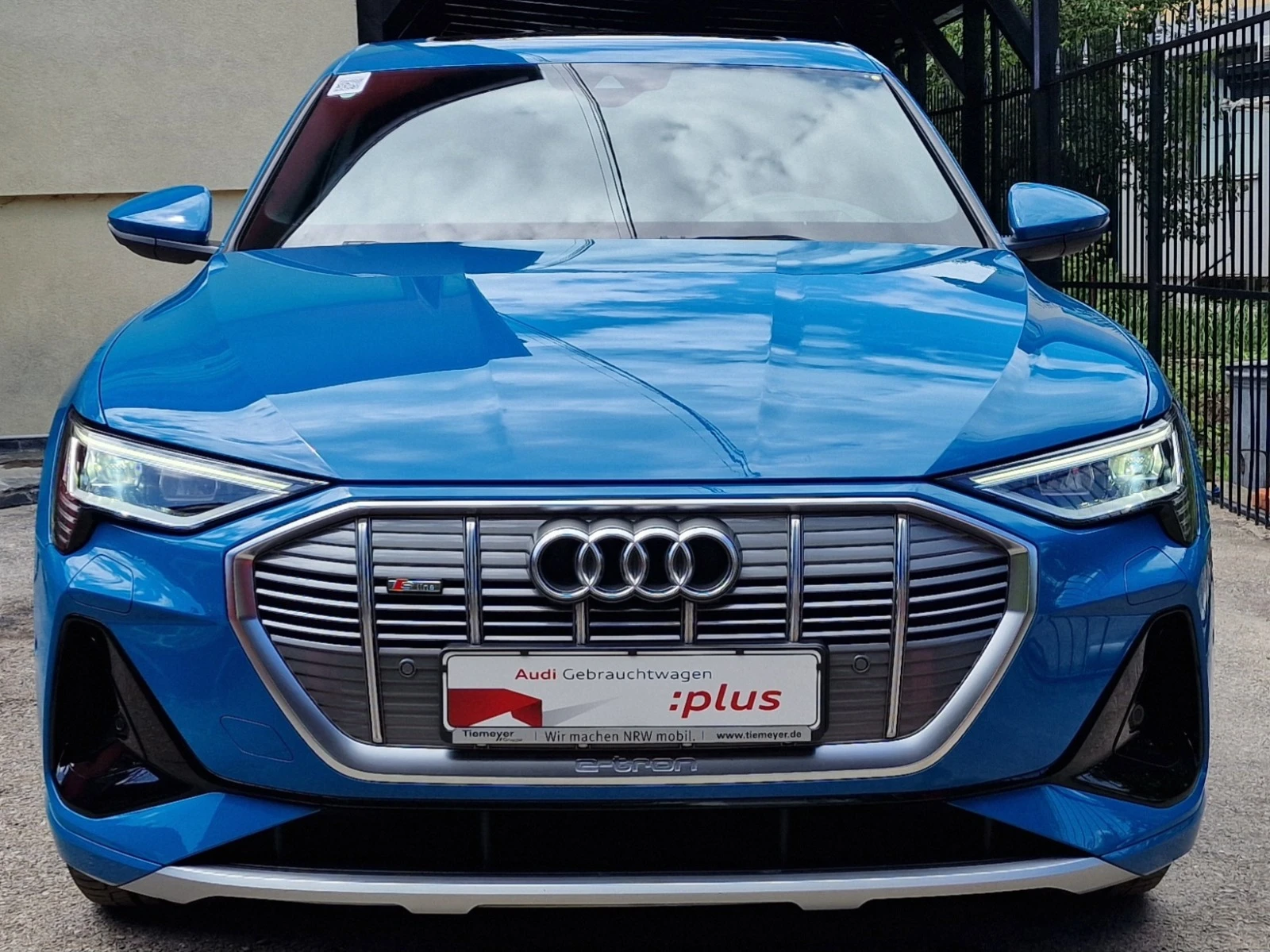 Audi E-Tron Sportback-3/SLine-Panorama-Hed UP-Nigt-ACC-MAX FUL - изображение 2