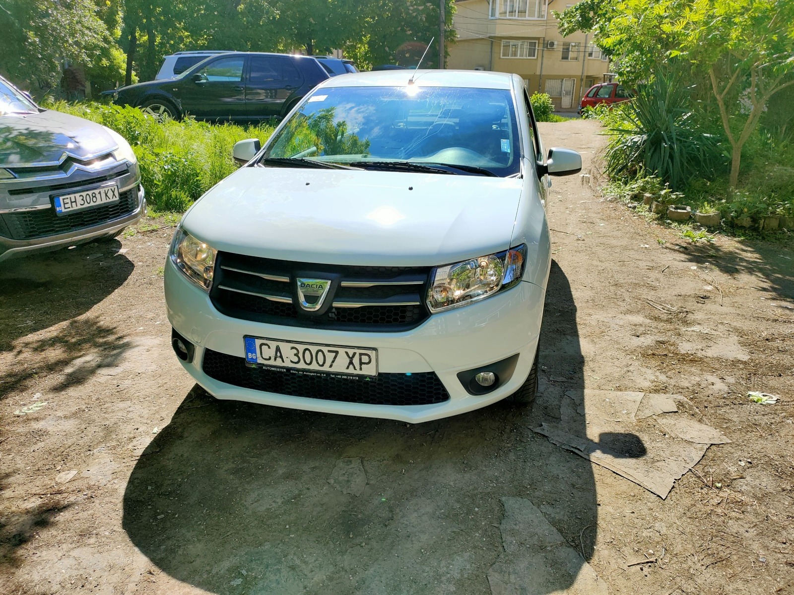 Dacia Logan Sedan 2014 1.2i LPG - изображение 1
