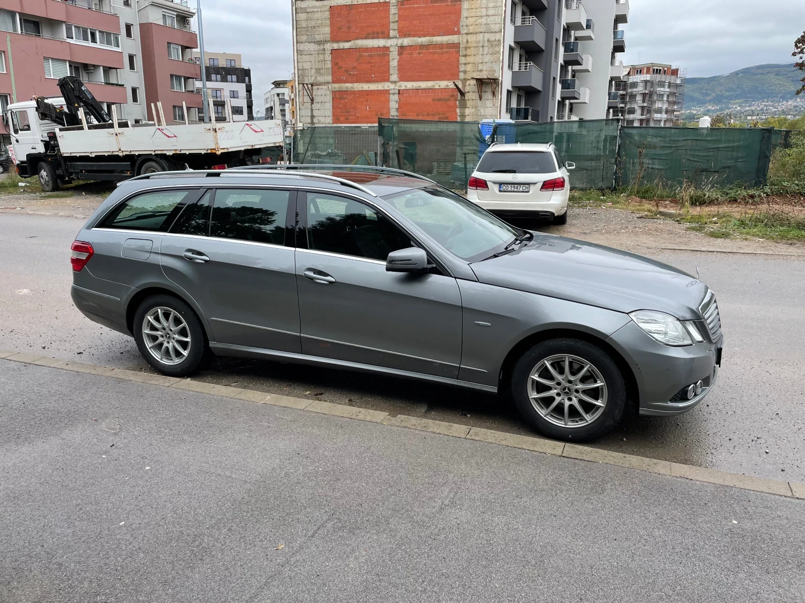 Mercedes-Benz E 200  - изображение 4